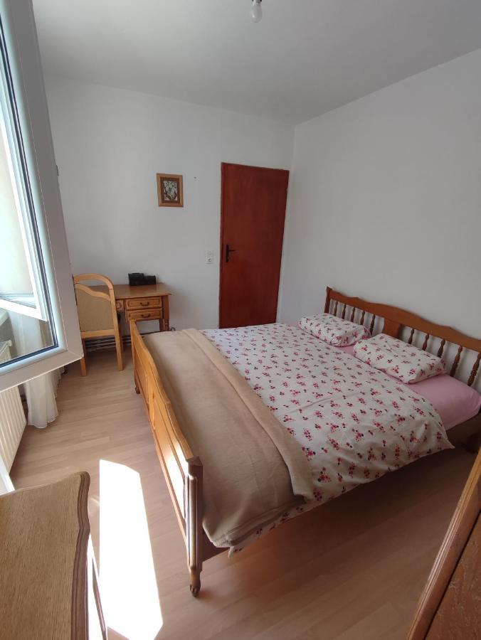 Apartman Bor Livno Bagian luar foto